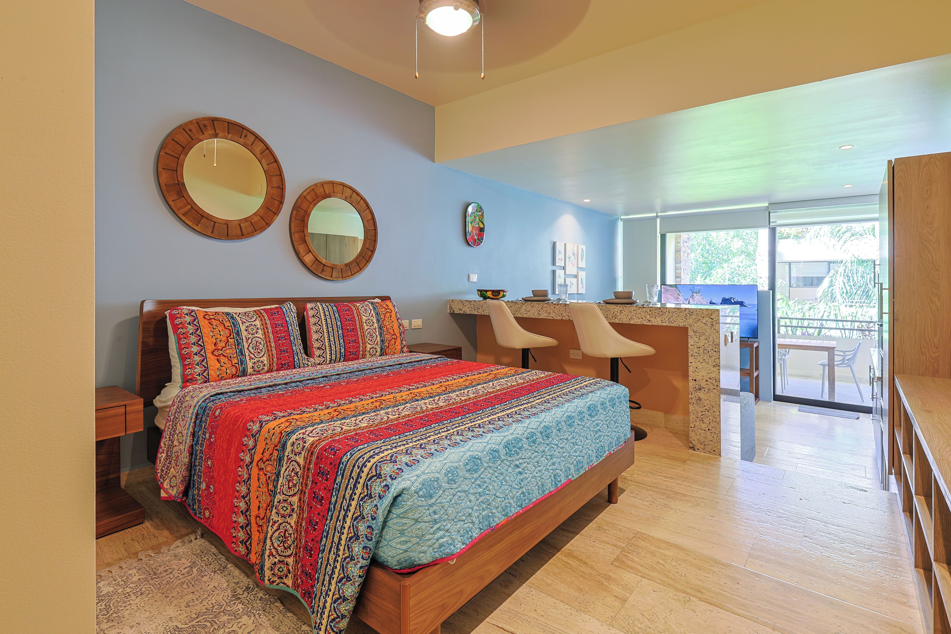 标准开间, 1 张大床和 1 张沙发床, 阳台 | 笔记本电脑工作区、熨斗/熨衣板、免费 WiFi