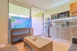 Living area - Studio with Roof Pool Near Beach (Playa del Carmen)