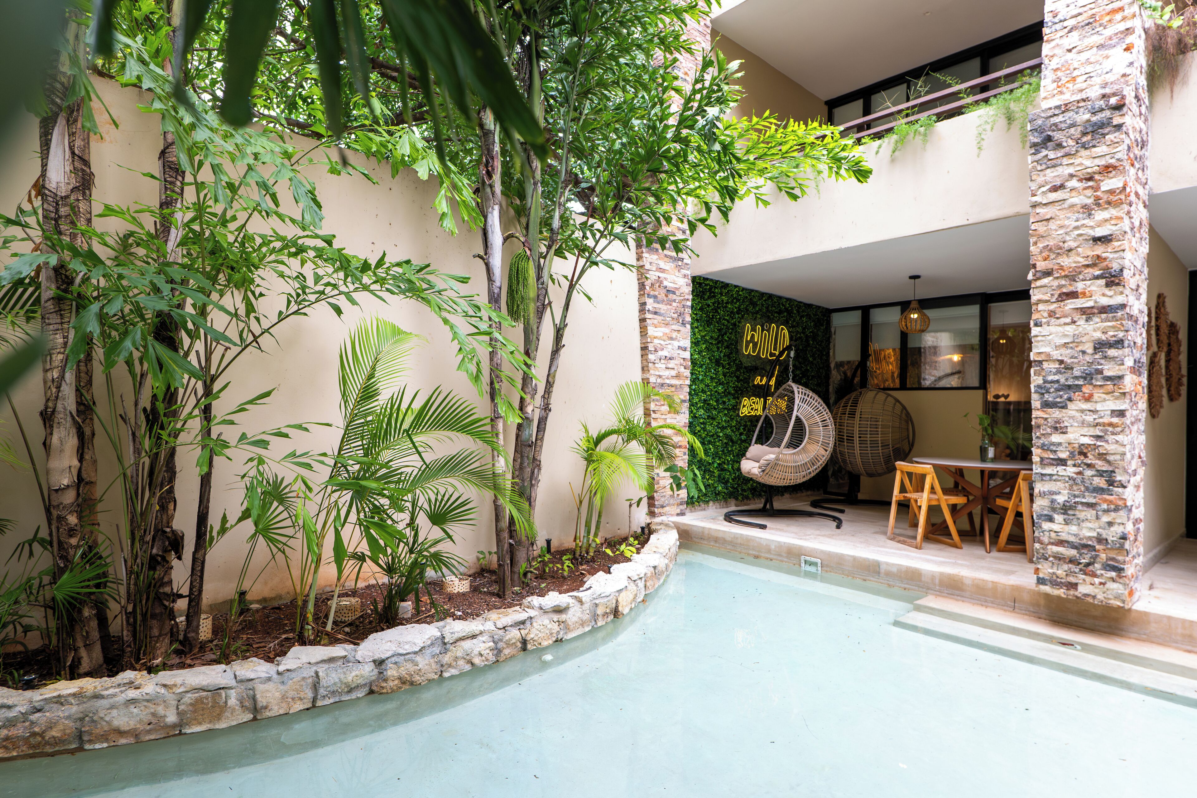 Comfort Studio, 1 King Bed, Patio | Terrace/patio