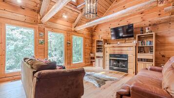 Älytelevisio, takka, videopelejä