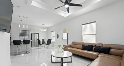 Brand NEW Cozy 3 Bedroom Apartment conveniently located in Pharr-McAllen area!