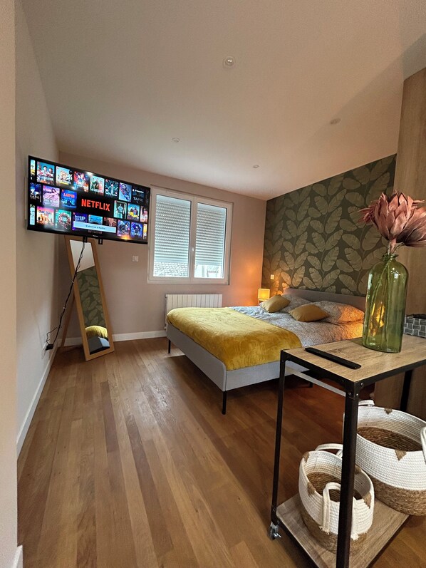 1 chambre, fer et planche à repasser, Wi-Fi, literie fournie