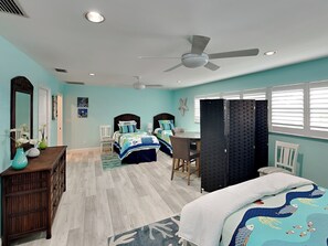 Ferienhaus, Mehrere Betten, Poolzugang, Poolblick (Sunrise Soiree)