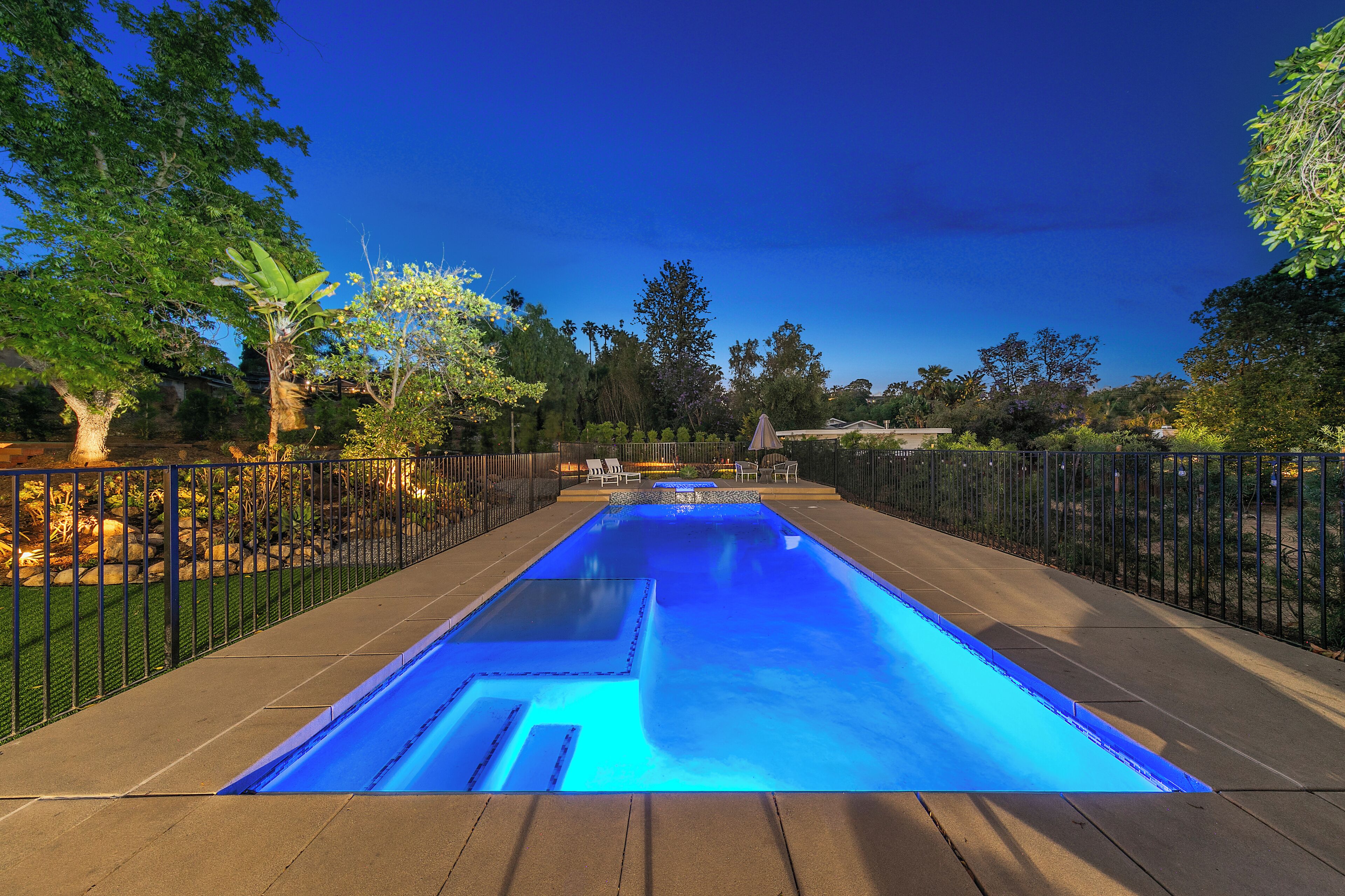 Mt. Helix Resort + Heated Pool/Spa, Pickleball, Game and Movie Room, Amenities!