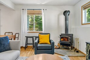 Smart-tv en een open haard