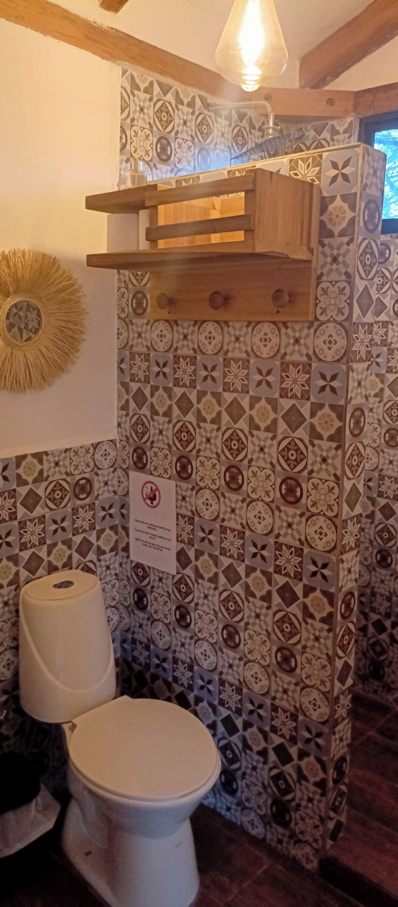 غرفة عائلية - منظر للحديقة | حمام | مناشف