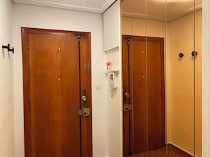 Apartment | Interior - Sunny Valencia Apartment With 2 Bedrooms (Valencia)