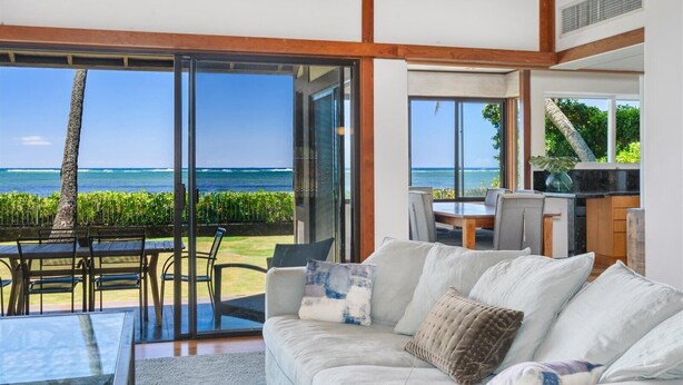 Smart TV, ping pong - Beachfront & Short Drive to Waikiki (Honolulu)