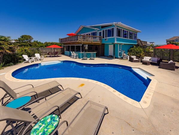 Pool - Back Bay Dog- Pool, Hot Tub, Bay, Sleeps 13 (Virginia Beach)