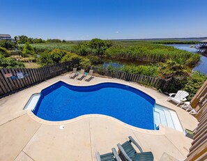 Pool - Back Bay Dog- Pool, Hot Tub, Bay, Sleeps 13 (Virginia Beach)