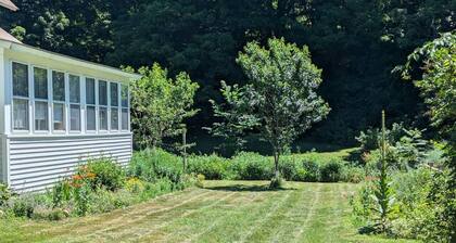 Spacious & Cozy Ground Floor 2/3 Bed private suite