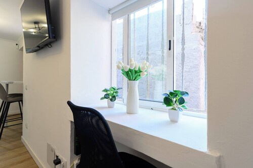 Charming studio in old town Triana San Telmo