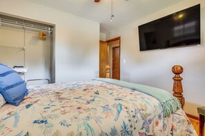 3 habitaciones, escritorio, tabla de planchar con plancha y wifi 