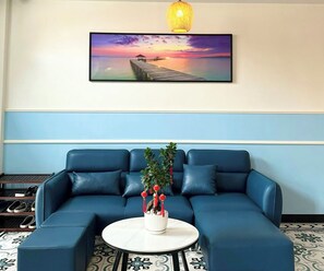 Smart TV - 3 bedroom seaview villa - Corner Villa Novaworld Phan Thiet (Thanh pho Phan Thiet)