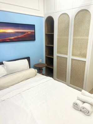 3 bedrooms, desk, free WiFi, bed sheets - 3 bedroom seaview villa - Corner Villa Novaworld Phan Thiet (Thanh pho Phan Thiet)