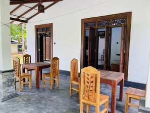 Outdoor dining - The Korea inn (Weligama)
