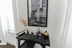 Condo, 1 King Bed, Kitchen, City View (Midtown Music City) | Interior - Midtown Music City (Nashville)