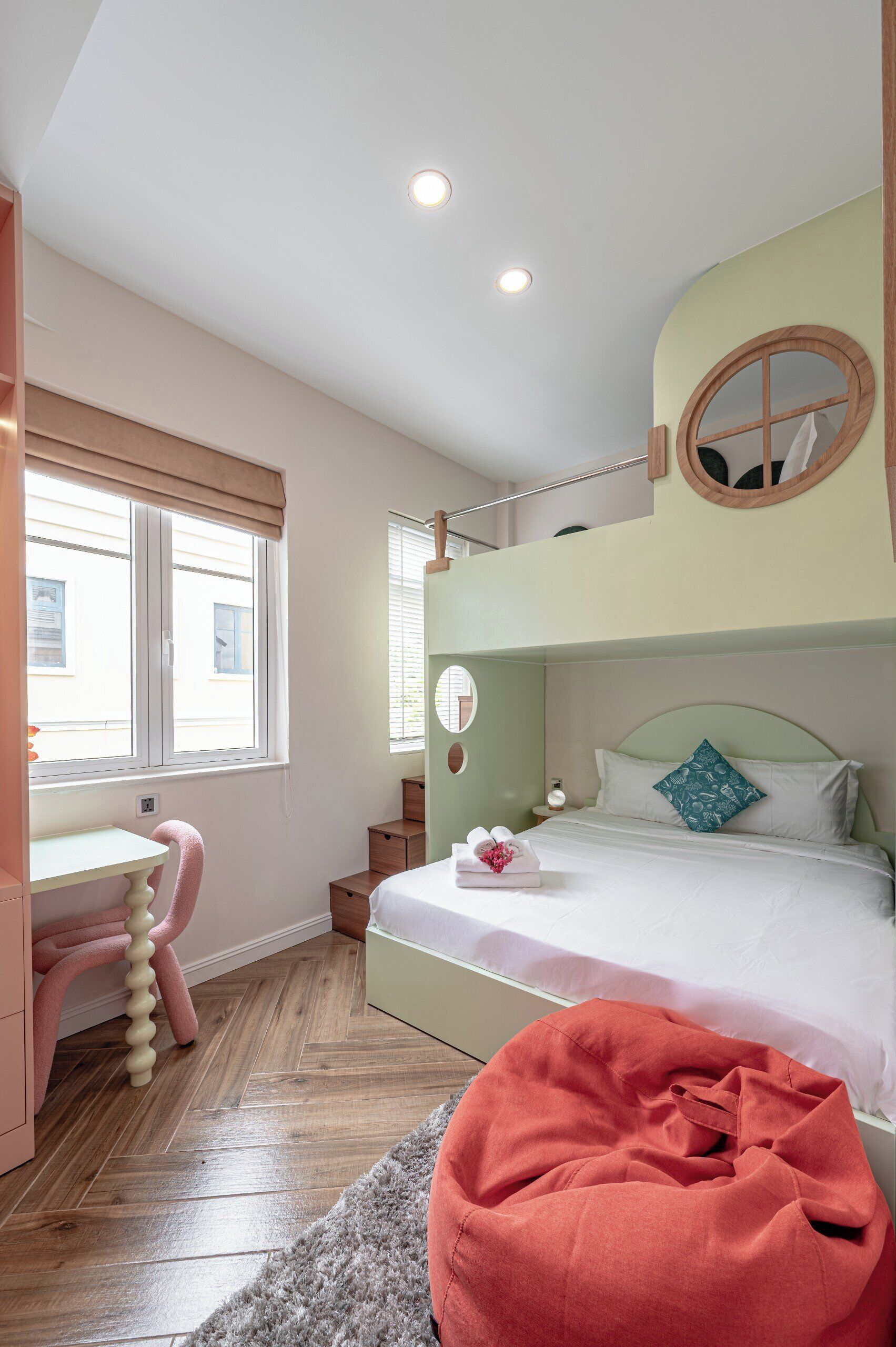 3 slaapkamers, een bureau, gratis wifi, beddengoed