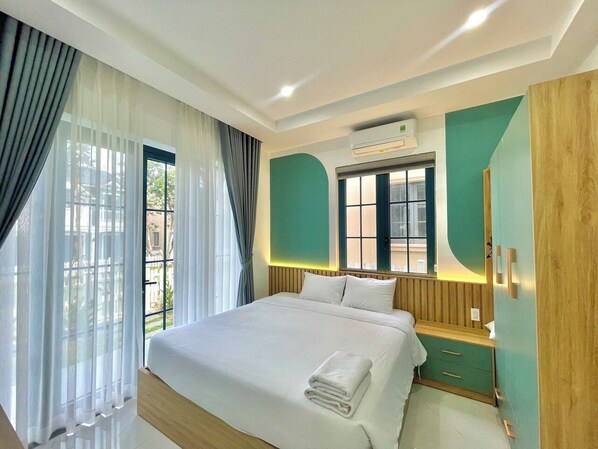 4 bedrooms, WiFi, bed sheets