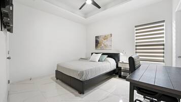 2 chambres, bureau, fer et planche à repasser, Wi-Fi