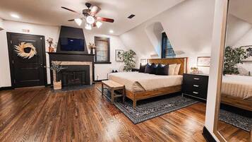 3 bedrooms, iron/ironing board