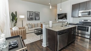 Condo, 1 très grand lit, cuisine, vue sur la ville (Park Place) | Cuisine privée