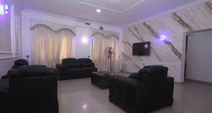 White House Service Apartment