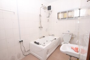 Bathroom - White House Service Apartment (Benin City)