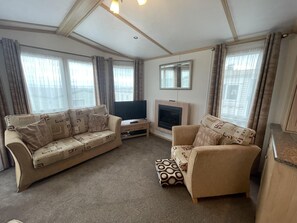 Cabin | Living area