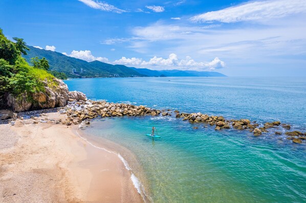 Playa privada, snorkel y kayaks 