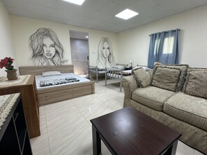 Interior - Studio 2 - Abu Dhabi (Abu Dhabi)