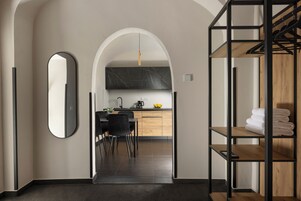 Royal Apartment | Private kitchen | Mini-fridge, coffee/tea maker, electric kettle, cookware/dishes/utensils