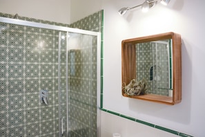 Bathroom - Pezz Pezz Amalfi Coast Suites (Praiano)