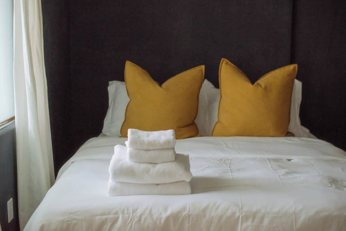 2 bedrooms, iron/ironing board, travel crib, WiFi