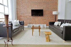 Fernseher, Arbeitsbereiche