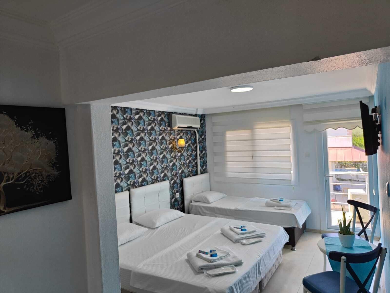 高档床上用品、办公桌、免费 WiFi