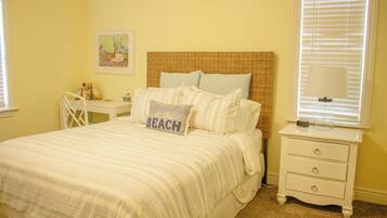 4 bedrooms, WiFi, bed sheets