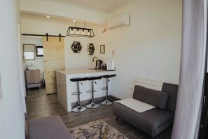 Casa, 2 habitaciones | Sala de estar