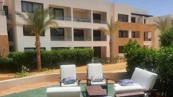 Chalet | Property grounds