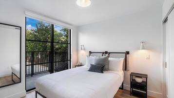 Apartment, 3 Schlafzimmer, mit Bad | Individuell dekoriert, Verdunkelungsvorhänge, Bügeleisen/Bügelbrett