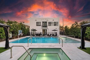 Exterior - Lux Retreat By Renzzi (Miami)