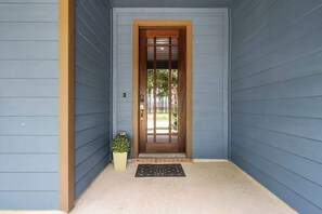 تفاصيل الفندق من الخارج