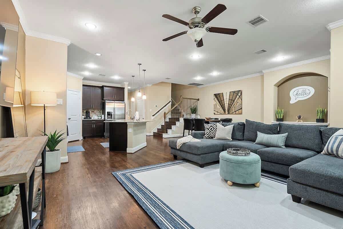 تلفزيون، مكتب