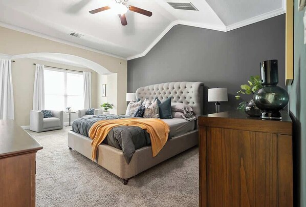 3 bedrooms, desk, iron/ironing board, WiFi