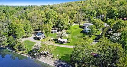 Portage Lakeside Cabins, The Bird's Nest