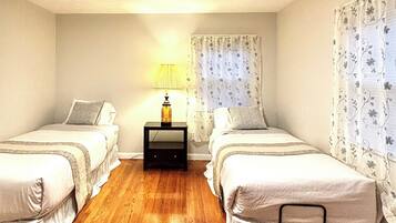 3 bedrooms, WiFi, bed sheets