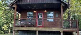 River cabin on Upper Mountain Fork river in Hatfield near Mena AR-Wolf Pen Gap