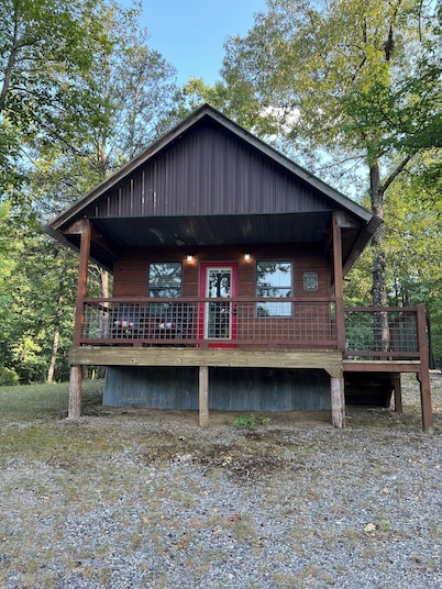 River cabin on Upper Mountain Fork river in Hatfield near Mena AR-Wolf Pen Gap
