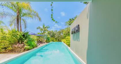 Tropical Retreat Pools Golf Gym