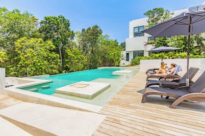 Tropical Retreat Pools Golf Gym 